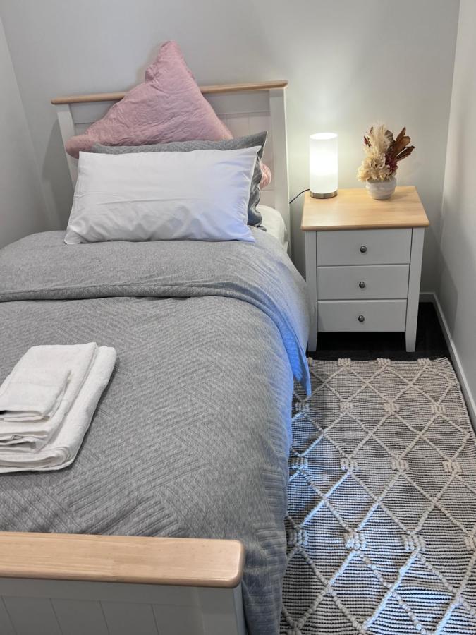 3 Bedroom Apartment In Newmarket Окленд Екстер'єр фото